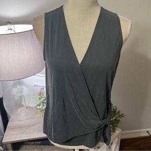 NWT Anne Taylor LOFT Outlet Sleeveless Faux Wrap Top Size XS